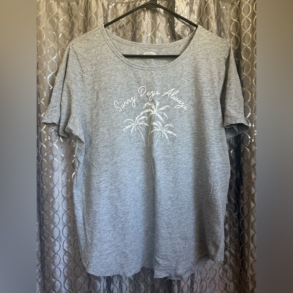Women’s Old Navy Gray Short Sleeve Tee Size L
